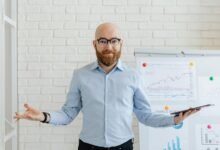 marketing experts strengthen online authority